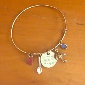 MARY POPPINS CHARM BRACELET